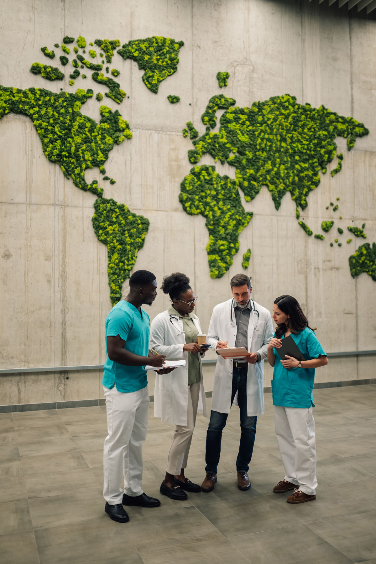 Healthcare,Professionals,Collaborating,On,Worldwide,Medical,Challenges,In,Front,Of global impact for medical batteries from ultralife
